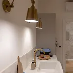Foscolo46 - Elegante E Luminoso - Naonbnb Appartement