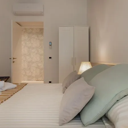 아파트 Foscolo46 - Elegante E Luminoso - Naonbnb