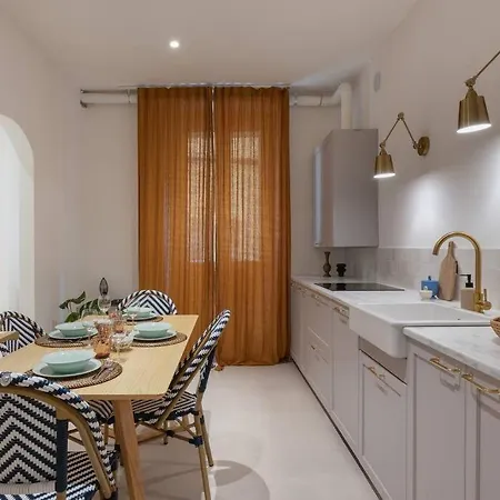 Foscolo 46 - Elegant Family * Trieszt