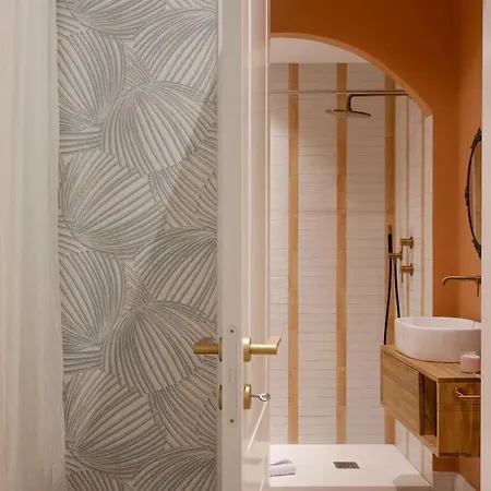Foscolo46 - Elegante E Luminoso - Naonbnb * 트리에스테