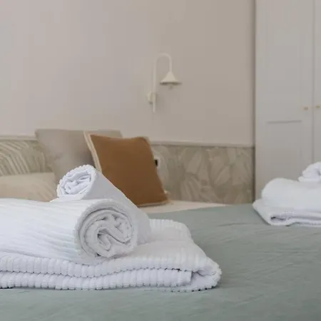 Foscolo 46 - Elegant Family Apartman